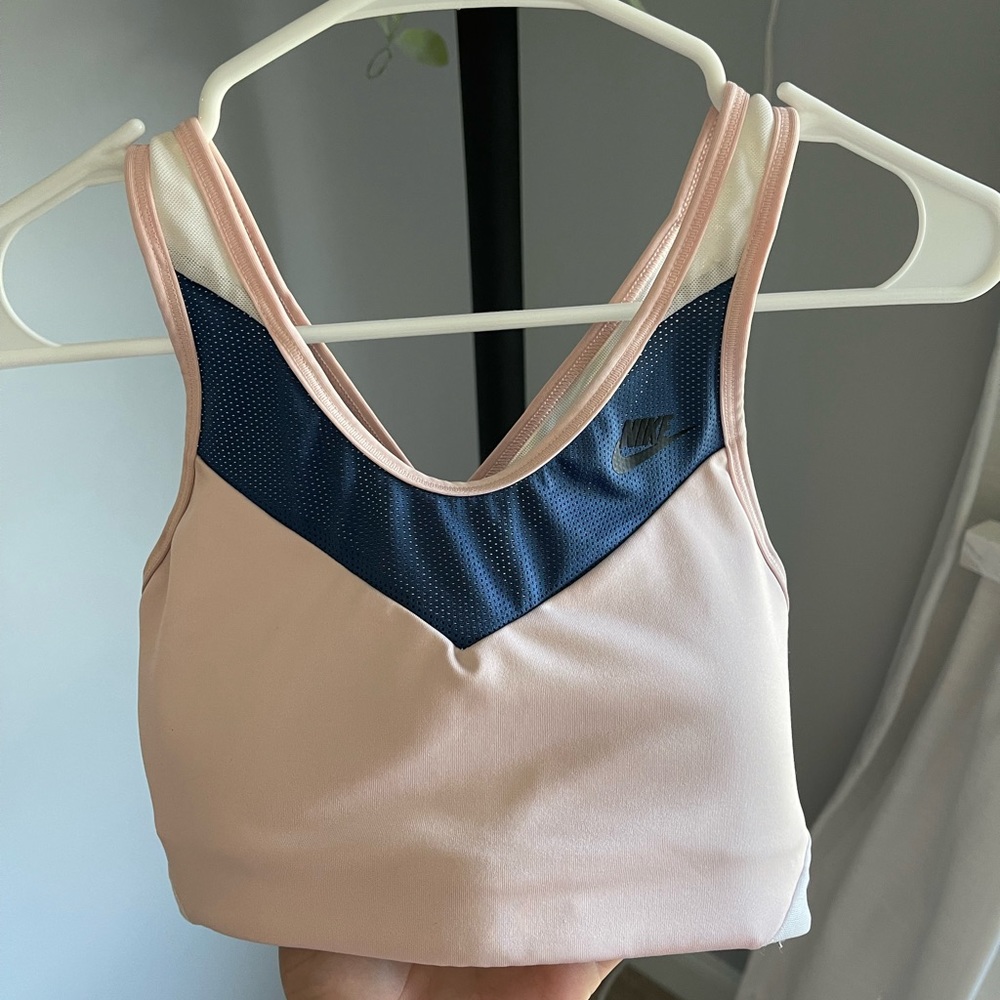 nike sports bra